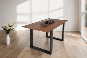 #nussbaumfarben #160x85 #u-gestellschwarz